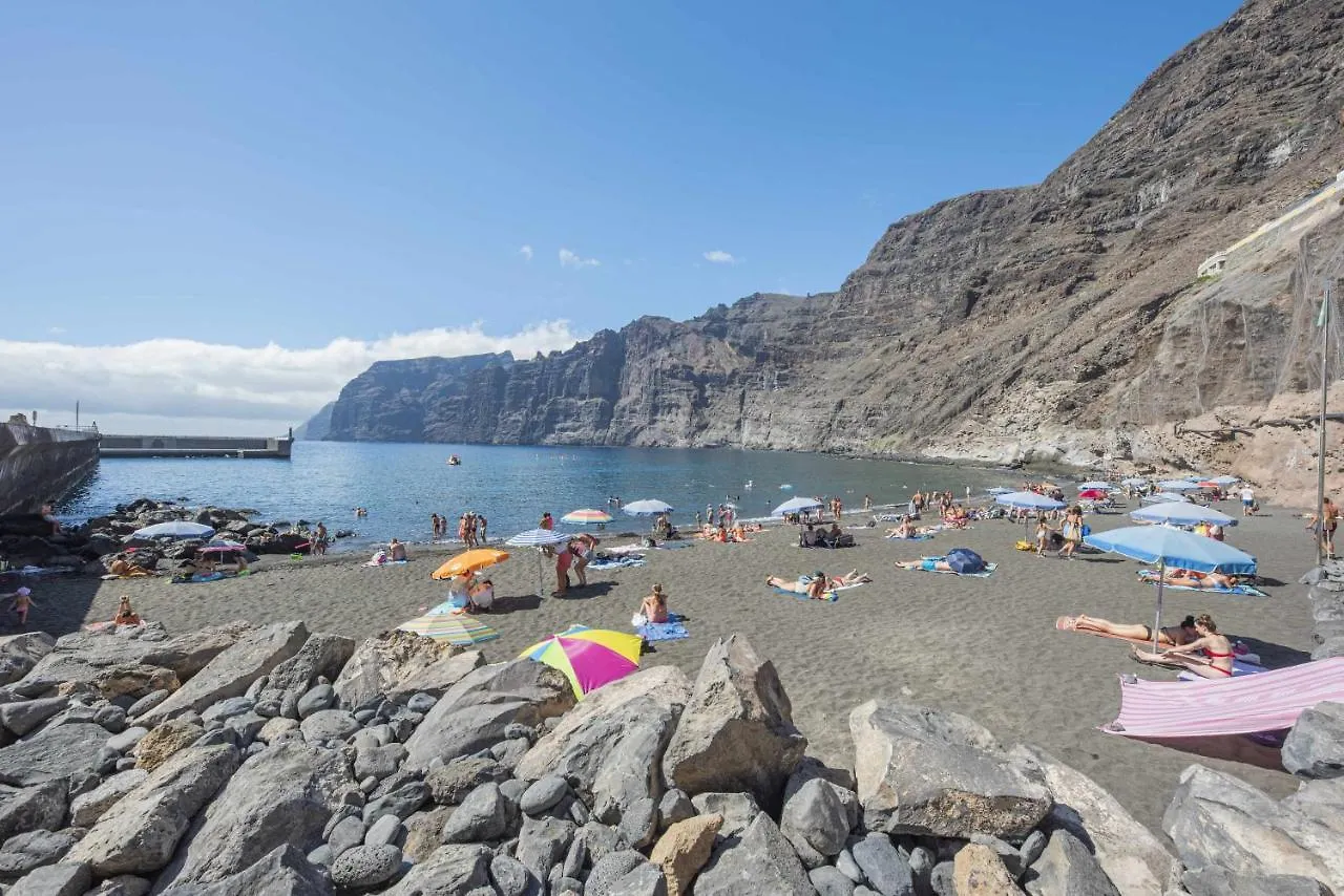 Atico Los Gigantes Vistaswifi 600 Mbps Playa Santiago Del Teide Apartment